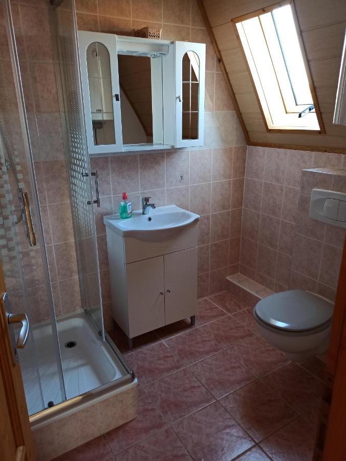 Aniko Apartmanhaz Балатонфёльдвар Экстерьер фото